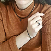 Каучуковий комплект срібний із позолотою шнурком на шию і браслетом та каблучкою із золотою пластиною