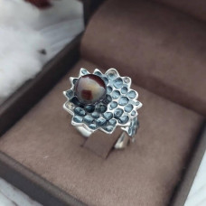 Каблучка зі срібла зі штучною перлиною