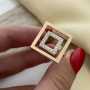 Каблучка срібна із золотими напайками та білими фіанітами у формі квадрата
