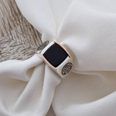 Silver ring with gold soldering onyx and ornament for men