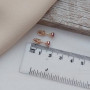 Сережки вкрутки золоті з бузковим круглим аметистом 1.52