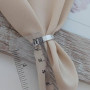 Срібна каблучка з орнаментом у вигляді шапочок цвяхів