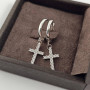 Сережки конго срібні з підвісками хрестиками та білими фіанітами